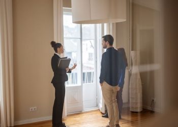 The housing market’s fastest slowdown on record in 5 charts