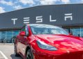 Tesla earnings miss the mark, stock turns lower as Elon Musk tempers Cybertruck expectations
