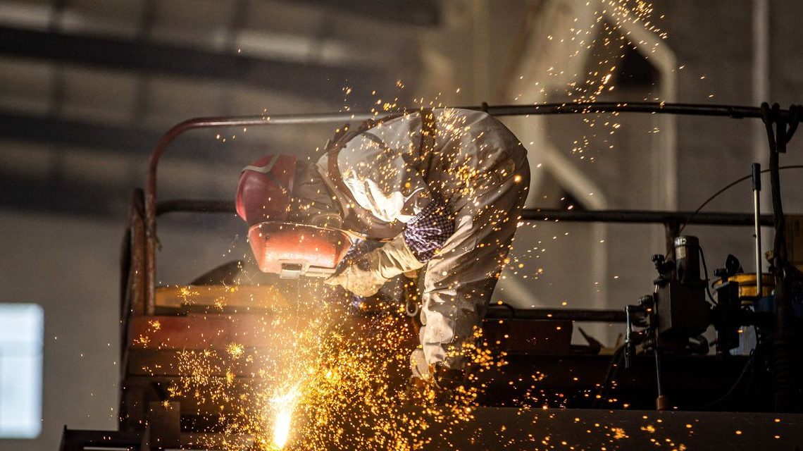 Jobless claims fall to 9-month low of 198,000. Not many layoffs in U.S. economy.