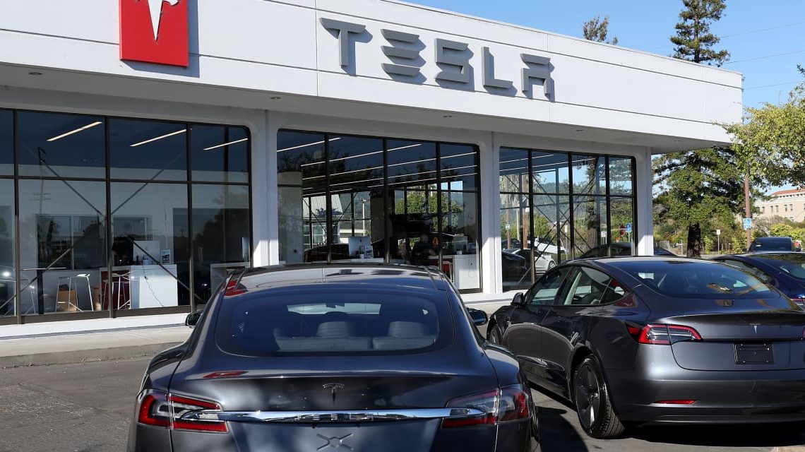 Tesla Stock Had a Horrible Day. Here’s What Comes Next.