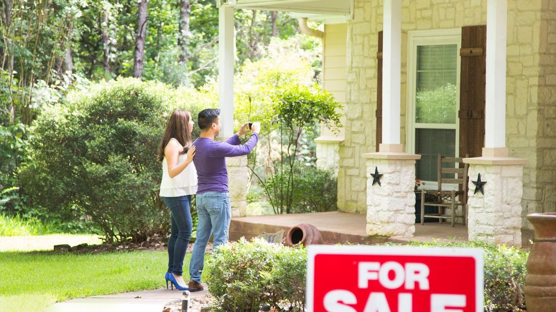 U.S. mortgage rates near 8%, rising for the sixth week in a row