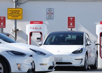 Tesla Stock Falls After Weak Earnings. What Wall Street Says.