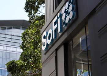 SoFi’s stock has fallen far enough, a former bear says