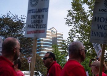 UAW expands strike against Stellantis, targets largest plant