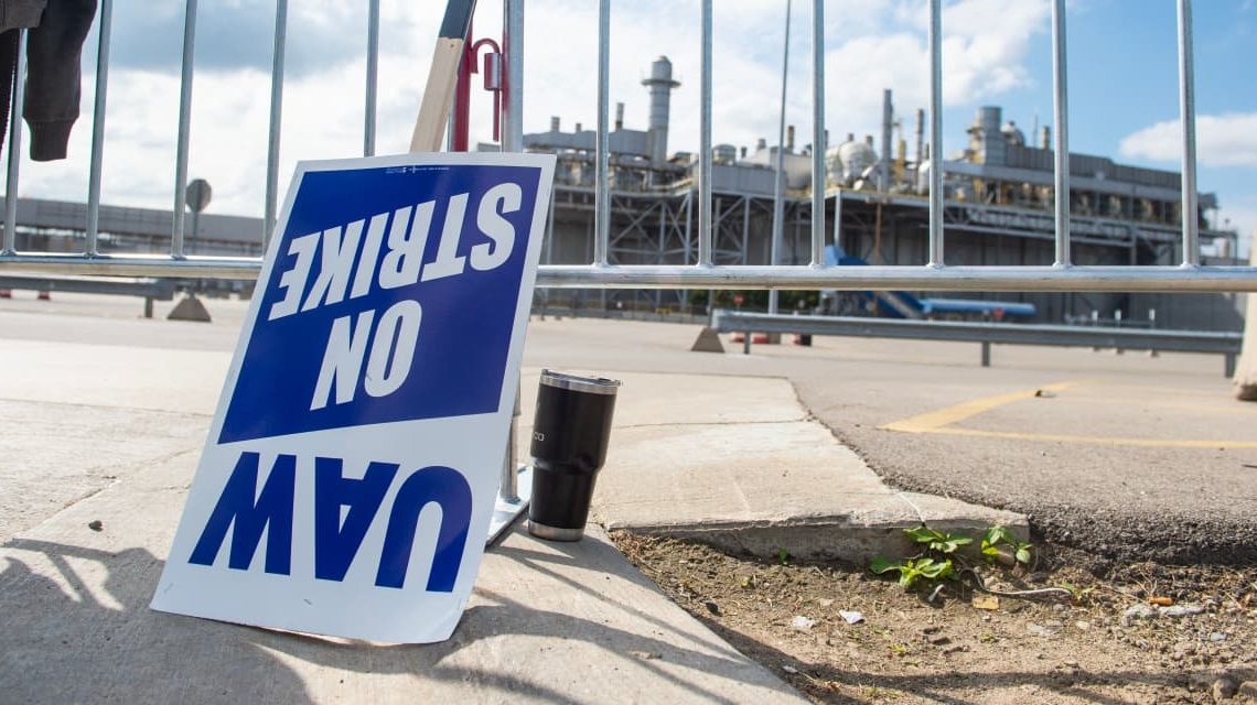 UAW Workers Strike Stellantis Plant in Michigan That Makes Pickup Trucks