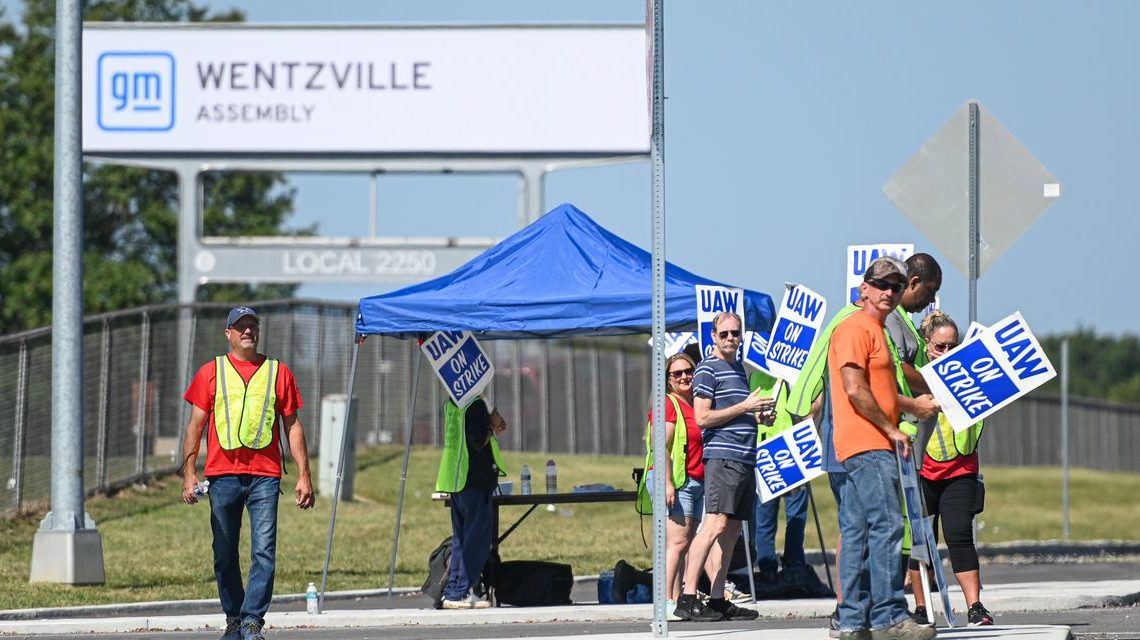 GM earnings: What to expect from carmaker facing UAW strike