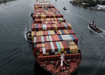 The Economy Is Growing Super Fast, at a 4.9% Annual Rate