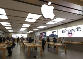 Up 34% This Year, Will Apple Stock Rally Further Following Q4 Results?