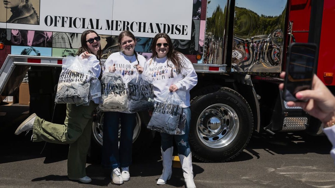 Fed’s Forecasts Look to Fairy Tales, One Economist Says