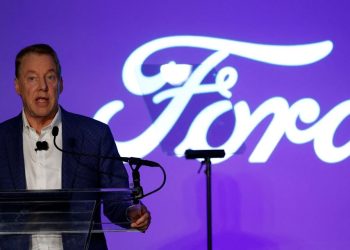 Ford’s junk bonds fall along with stock after weak earnings and electric vehicle loss