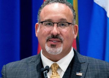 Student-loan servicer MOHELA failed to send 2.5 million borrowers timely billing statements, feds say