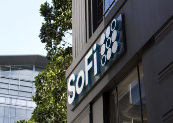 SoFi Is Building a Brand. Taylor Swift and Football Are Helping.