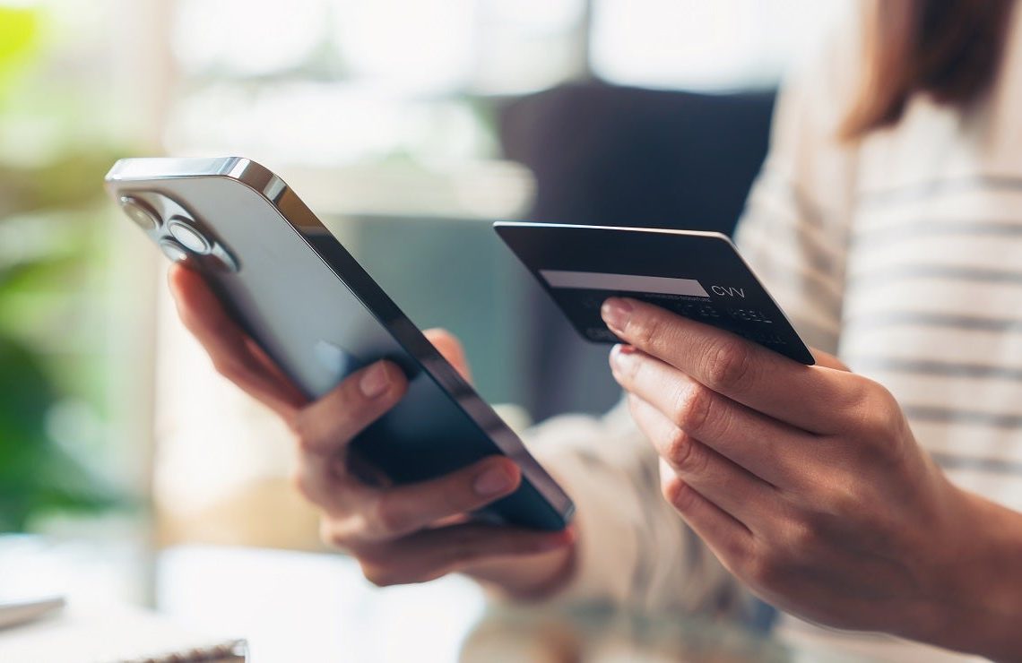 States with the highest credit card debt