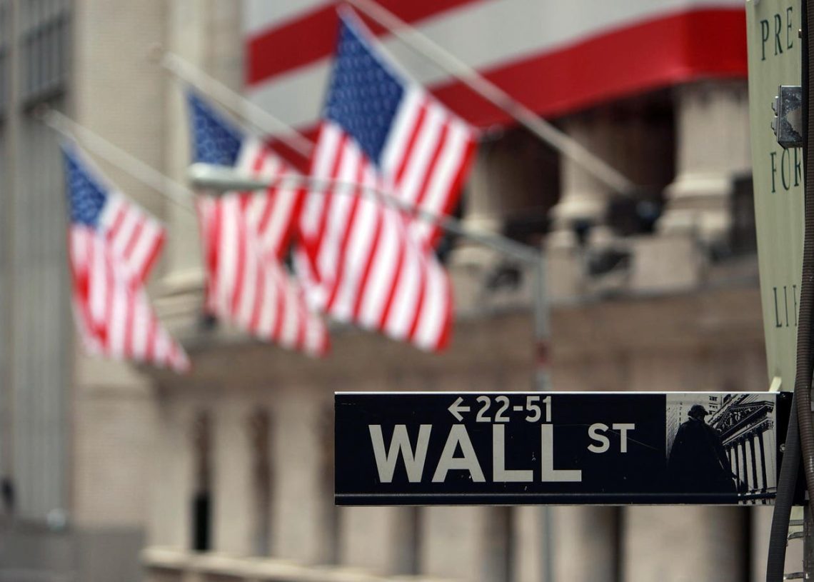 Here are the Dow Stocks To Trade In November. These stocks outperform.