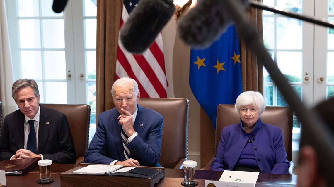 U.S. Treasury to auction $112 billion next week in refunding, up $9 billion from last quarter