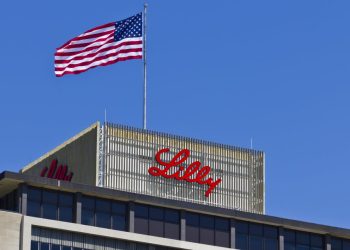 Eli Lilly Stock Rises Despite Slashing Its Outlook. Weight-Loss Drugs Are Key.