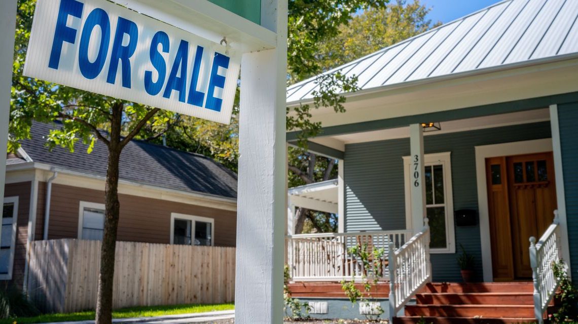 Housing affordability hits a 39-year low. ‘It’s fair to expect prices to weaken,’ expert says.