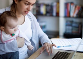 With Mint shutting down, here are 4 budgeting apps financial planners use themselves — and recommend to clients