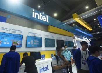 Up 44% This Year And With Foundry Plans Taking Shape, Will Intel Stock See Further Gains?