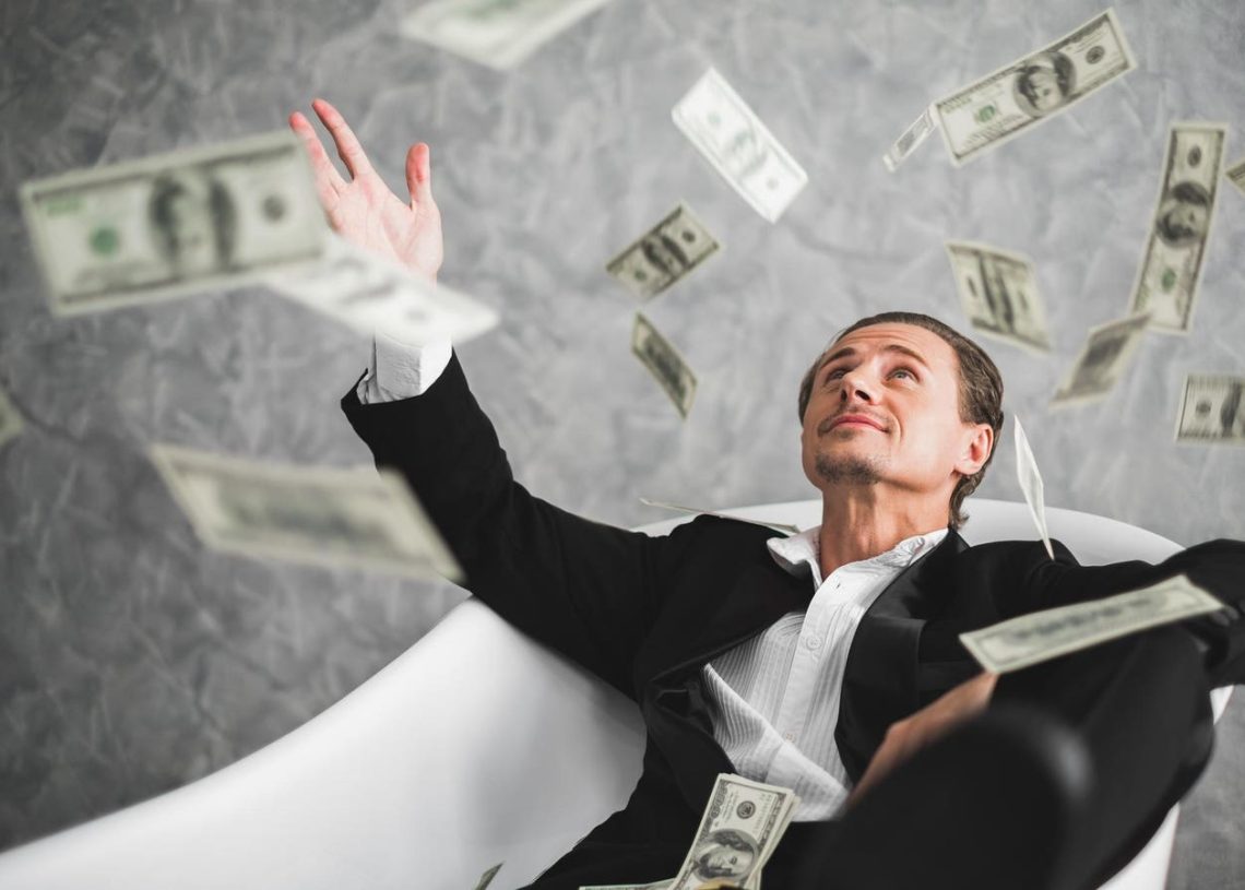 This Weird 12.8% Dividend Has Negative Management Fees