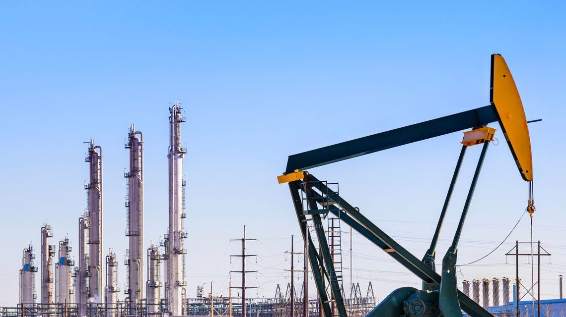 Oil prices post back-to-back losses, settle at lowest since mid-July