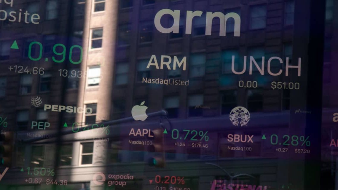 Intel Discloses Arm Holdings Stake of 1.2 Million Shares