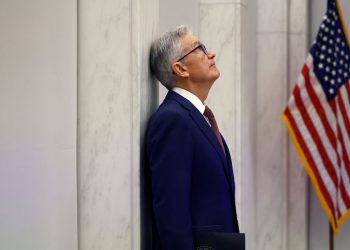 Dow Jones falls almost 100 points after weak Treasury bond auction, ahead of Fed’s Powell remarks