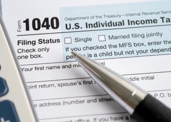 IRS sets new tax brackets, standard deduction for 2024