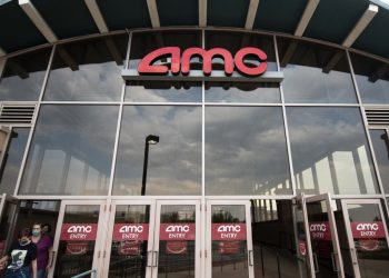 AMC Drops on Plans for $350 Million Stock Offer. So Much for Solid Earnings.