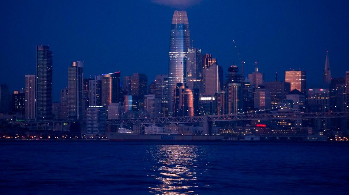 San Francisco office-space market is thriving. As long as it’s on an upper floor with a view.