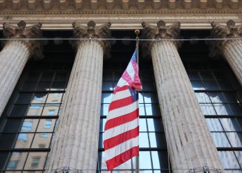 S&P 500 futures dip after strong run as inflation data looms