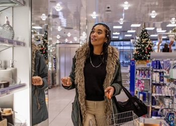 5 ways to dodge extra debt during the holidays