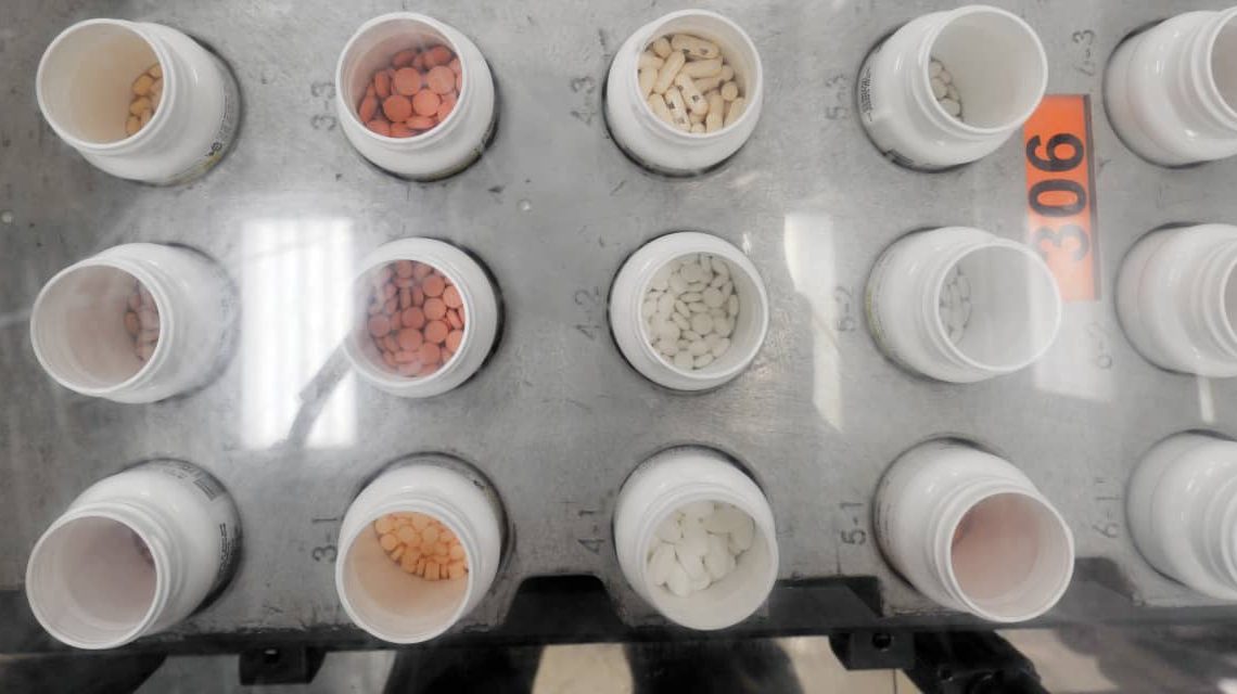 Philadelphia Fed manufacturing continues long trend in contractionary territory