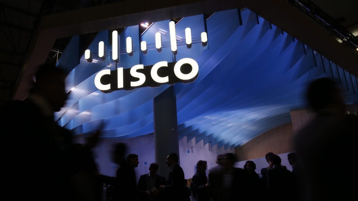 Opinion: Cisco’s brutal forecast shouldn’t end the tech sector’s party