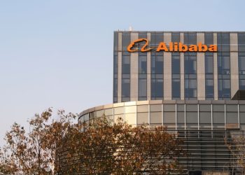 Alibaba Stock Keeps Falling. Analysts Rush to Cut Targets After Spinoff Ditched.