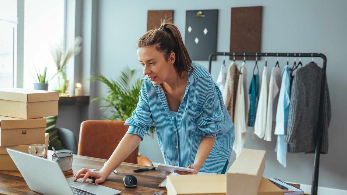 Do you make money selling stuff on eBay or PayPal? The IRS says it’s saving you a tax headache — for now