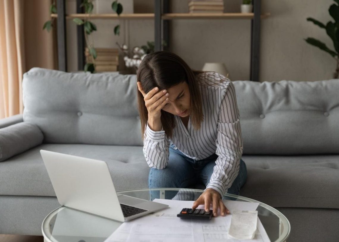 Consumers Falling Into Record Card Debt