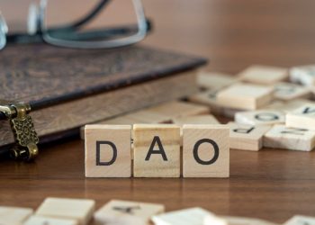 Aragon DAO Backs Lawsuit Against Founding Team, Allocates $300,000 in Funding