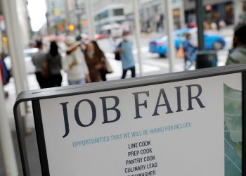 US weekly jobless claims fall; labor market still slowing