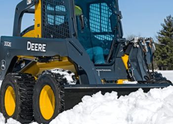 Deere’s stock dives after outlook for earnings, sales disappoint