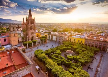 Exploring San Miguel De Allende’s El Centro: Where The Streets Are Lined With History
