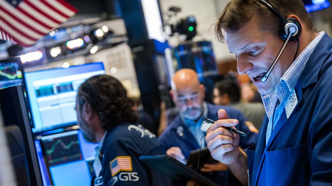 Stocks Poised to Open Lower