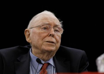 ‘Awfully easy money’: Charlie Munger praises Warren Buffett’s big bets on Japan