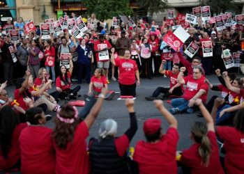 35,000 workers across 18 casinos will strike on Nov 10 if deal isn’t reached