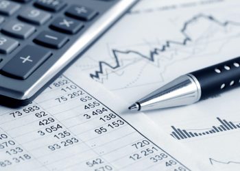 Tenth District service sector sees modest growth in November