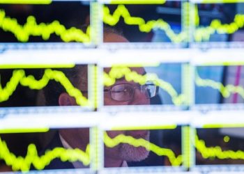 S&P revises Bahrain’s outlook to ‘stable’ on fiscal deficit worries