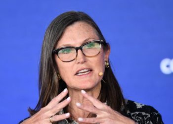 Is the Fed About to Ease? Key Tests Lie Just Ahead.