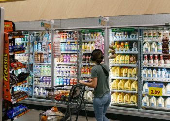 Kroger offers cautious guidance amid food-at-home disinflation