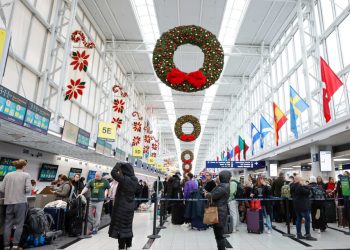 6 tips for avoiding holiday travel nightmares 