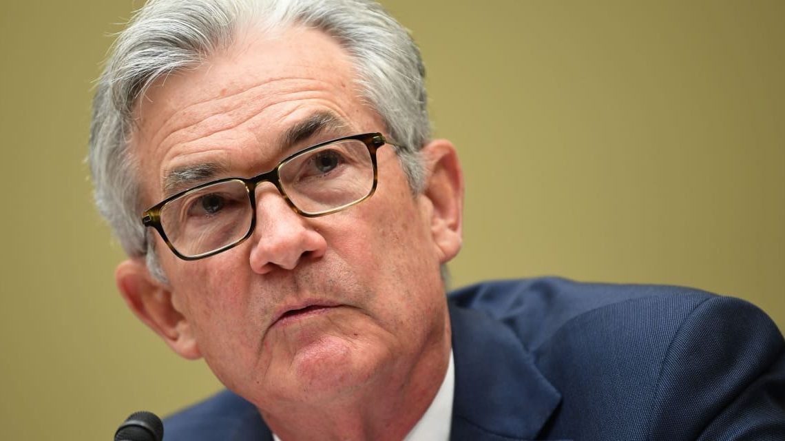 Powell won’t endorse market expectations for quick rate cuts